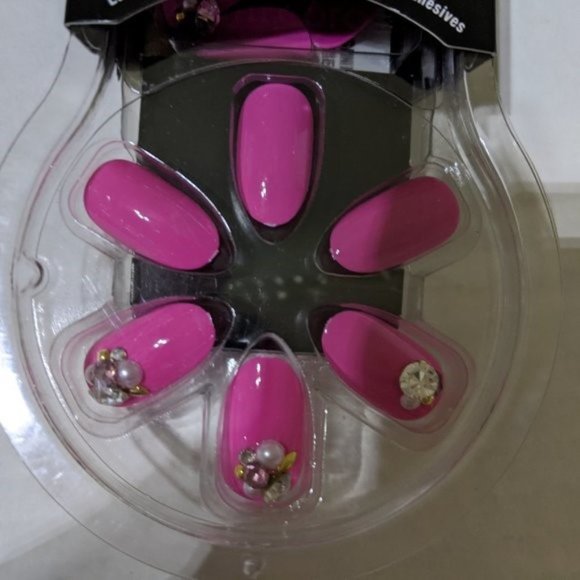 Sinful Colors Claws Press-On Nail Set - Picture 4 of 4